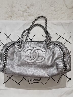 CHANEL Silver Bowling Bag Leather Chain-Handle Shoulder Bag